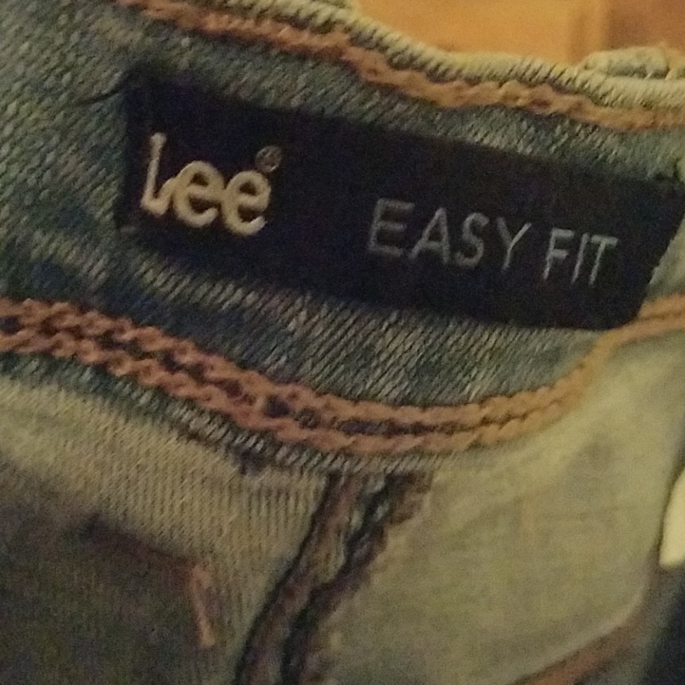 Jeans - Picture 2 of 3